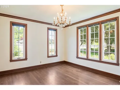 1639 21st Avenue Longview WA 98632
