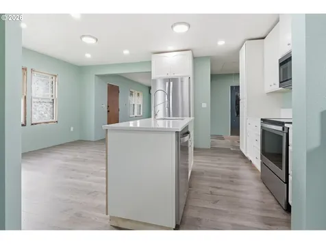 607 21st Avenue Longview WA 98632