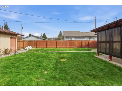 607 21st Avenue Longview WA 98632