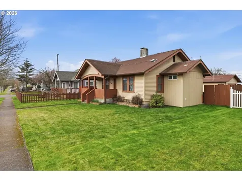 607 21st Avenue Longview WA 98632