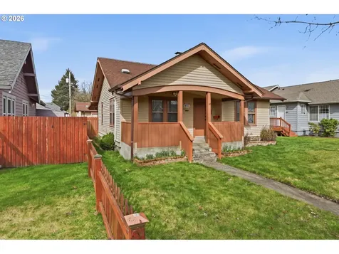 607 21st Avenue Longview WA 98632