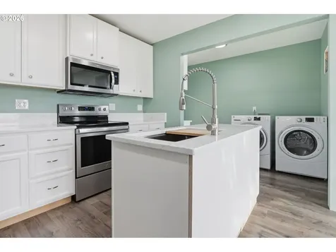 607 21st Avenue Longview WA 98632