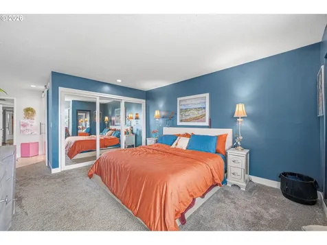 401 N Tomahawk Island Drive Portland OR 97217