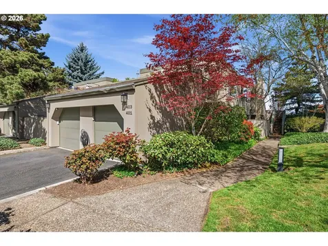 401 N Tomahawk Island Drive Portland OR 97217