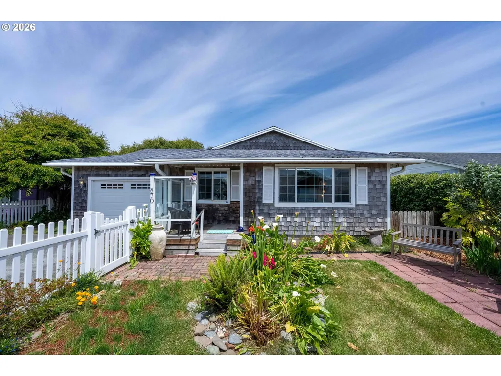 870 11th Street SW Bandon OR 97411