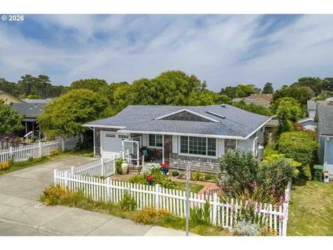 870 11th Street SW Bandon OR 97411