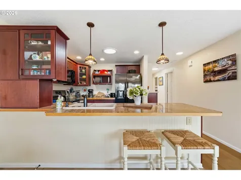 870 11th Street SW Bandon OR 97411