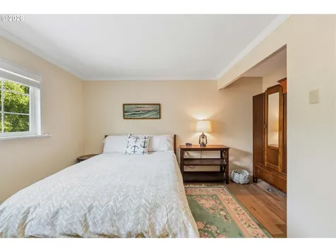 870 11th Street SW Bandon OR 97411