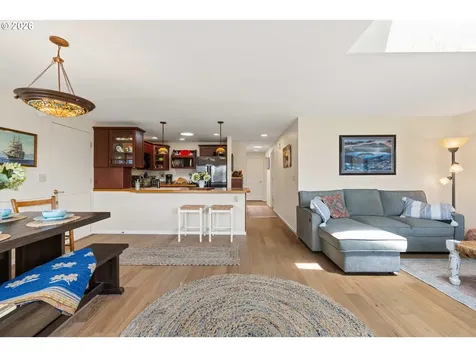 870 11th Street SW Bandon OR 97411