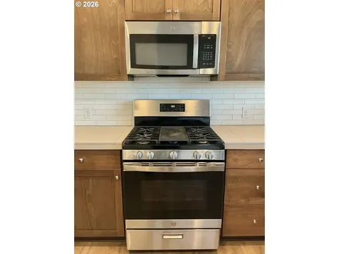 13020 SW Larkwood Place Tigard OR 97224