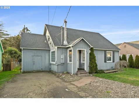 414 Evergreen Drive Tillamook OR 97141