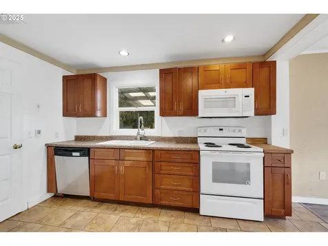 414 Evergreen Drive Tillamook OR 97141