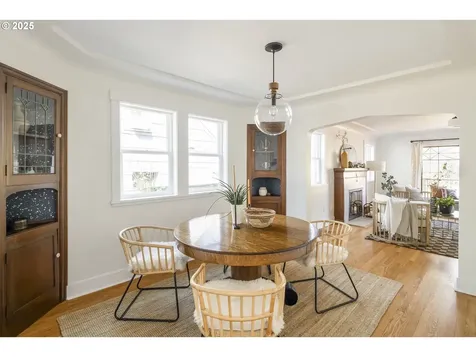 5835 NE 23rd Avenue Portland OR 97211