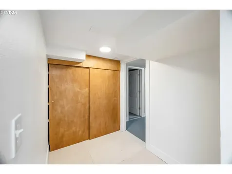 5835 NE 23rd Avenue Portland OR 97211