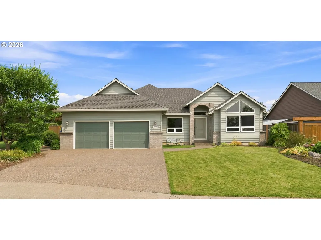 1905 N Westlake Loop Newberg OR 97132
