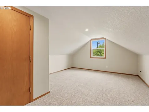 1905 N Westlake Loop Newberg OR 97132