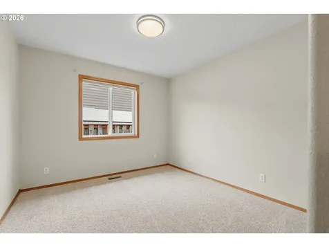 1905 N Westlake Loop Newberg OR 97132
