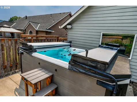 1905 N Westlake Loop Newberg OR 97132