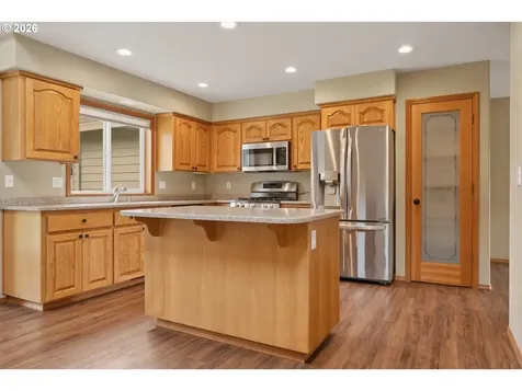 1905 N Westlake Loop Newberg OR 97132