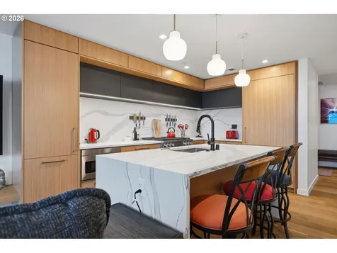 590 Waterfront Way Vancouver WA 98660