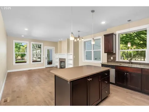 14 NE Stanton Street Portland OR 97212