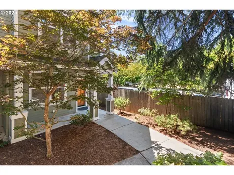 14 NE Stanton Street Portland OR 97212
