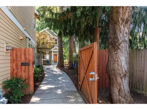14 NE Stanton Street Portland OR 97212