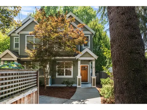 14 NE Stanton Street Portland OR 97212