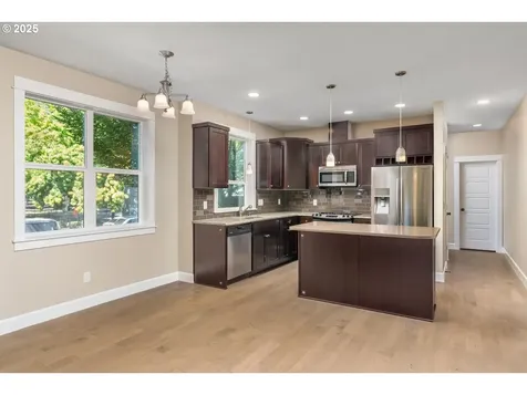 14 NE Stanton Street Portland OR 97212