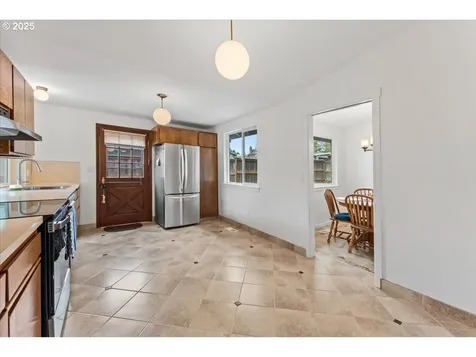 12255 SW 126th Avenue Portland OR 97223