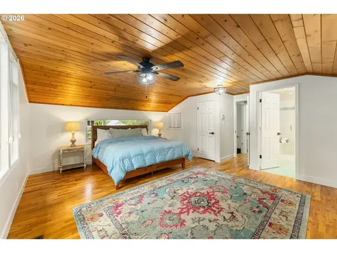 5955 Washington Court Lake Oswego OR 97035