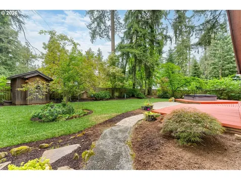 5955 Washington Court Lake Oswego OR 97035