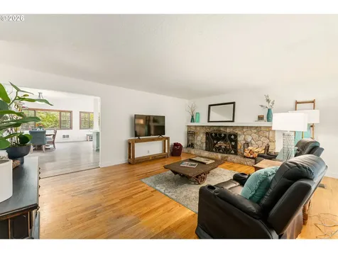 5955 Washington Court Lake Oswego OR 97035