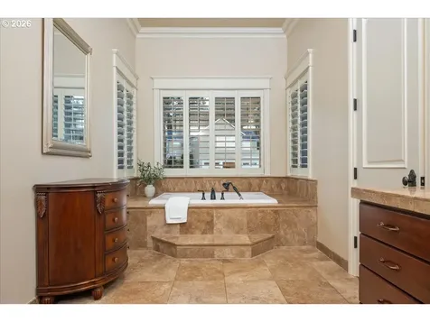 13215 NW 33rd Avenue Vancouver WA 98685