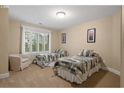13215 NW 33rd Avenue Vancouver WA 98685