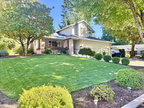 10805 NE 27th Court Vancouver WA 98686