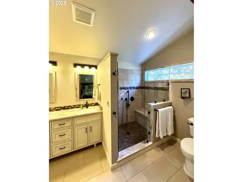 10805 NE 27th Court Vancouver WA 98686