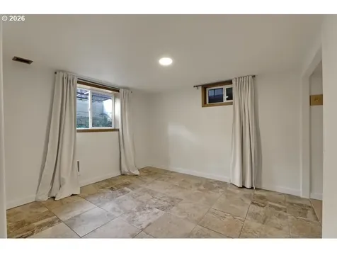 6315 N Curtis Avenue Portland OR 97217