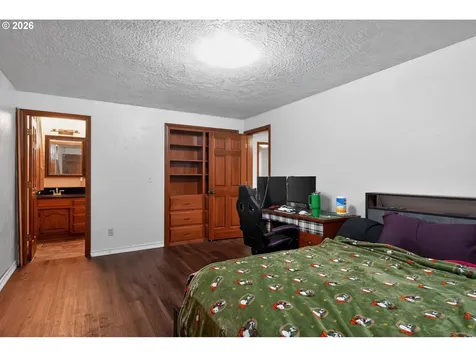 735 SW Mill Street Sheridan OR 97378