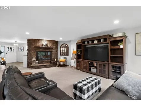 735 SW Mill Street Sheridan OR 97378