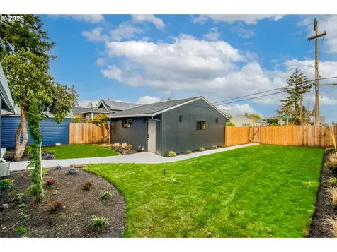 4525 NE 37th Avenue Portland OR 97211