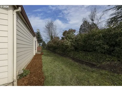 655 NE Burnett Road Mcminnville OR 97128