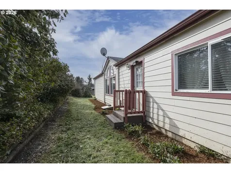 655 NE Burnett Road Mcminnville OR 97128