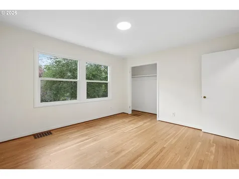 7250 SW Canyon Road Portland OR 97225