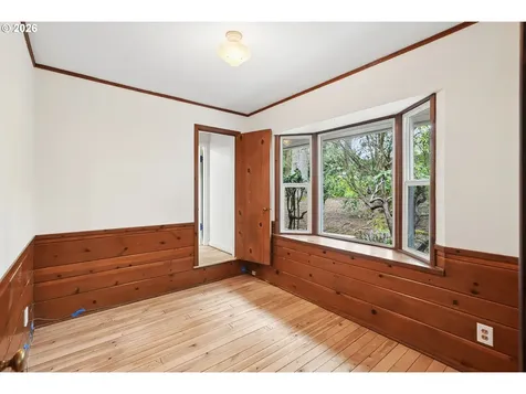 7250 SW Canyon Road Portland OR 97225