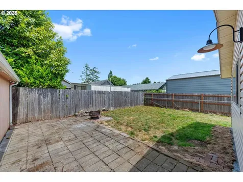 93753 E Mill Lane Coos Bay OR 97420