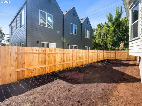 4616 NE Mallory Avenue Portland OR 97211
