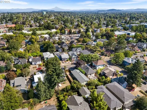4616 NE Mallory Avenue Portland OR 97211