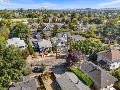 4616 NE Mallory Avenue Portland OR 97211