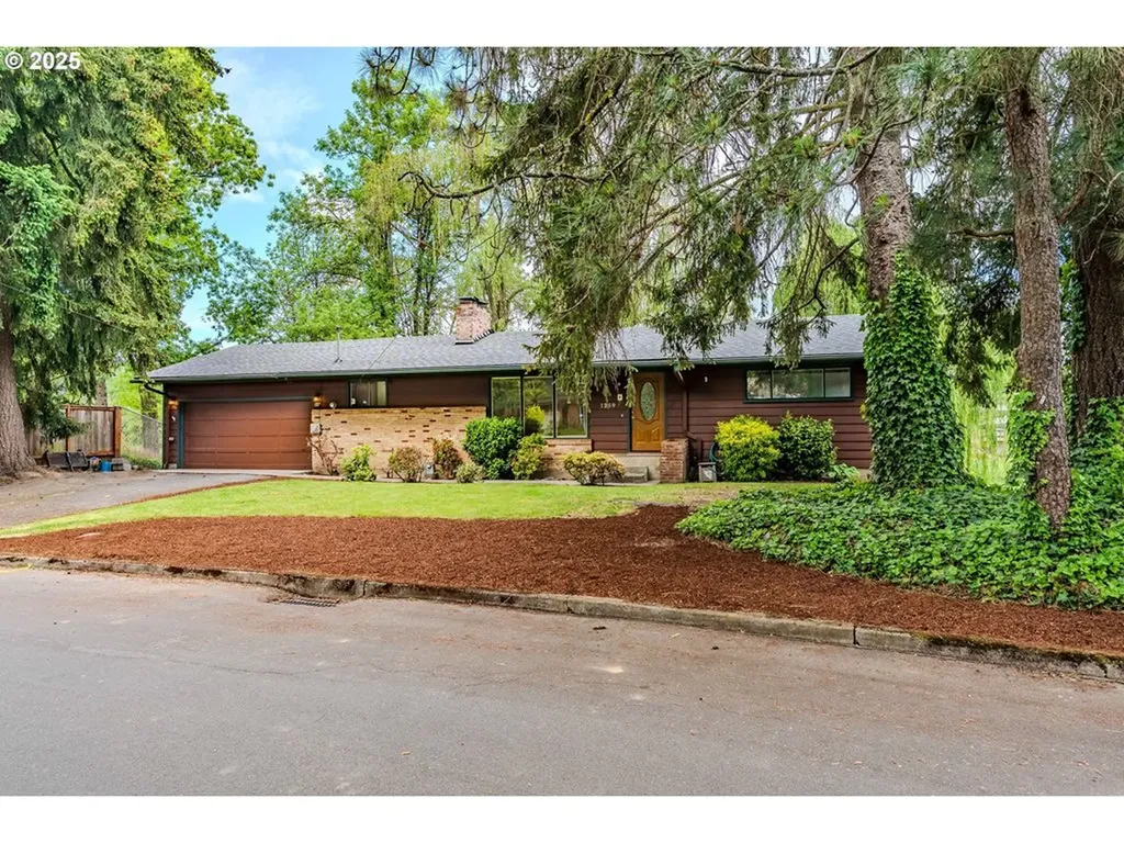 1259 NE Lincoln Street Hillsboro OR 97124